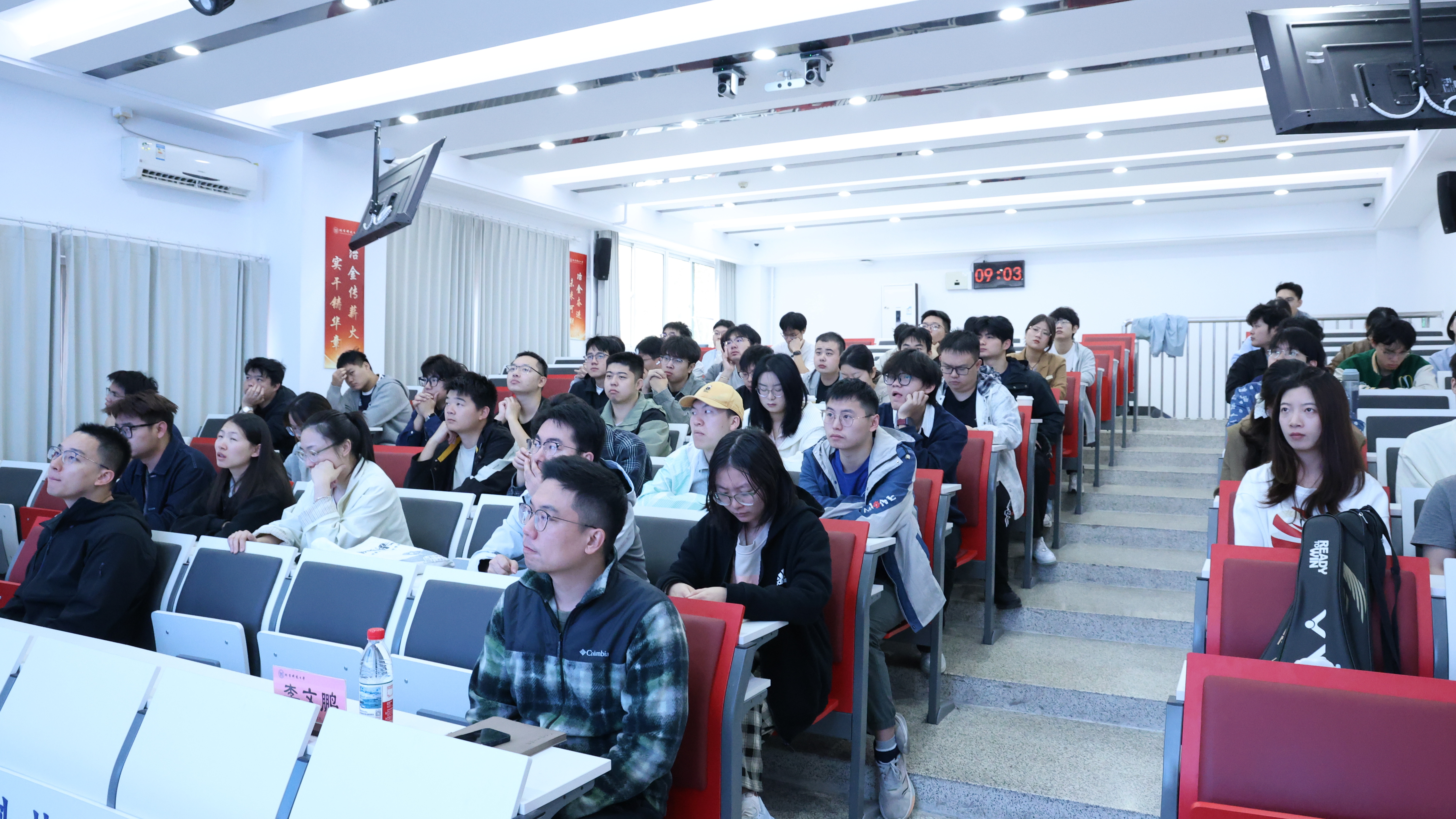 JS0A4349_16x9.jpg